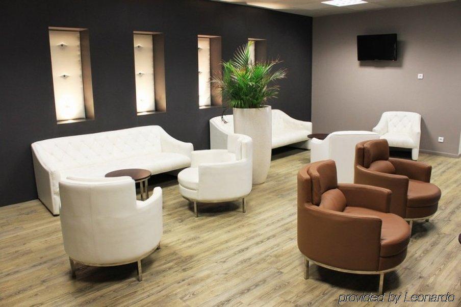 Yes Hotel Awinion Zewnętrze zdjęcie