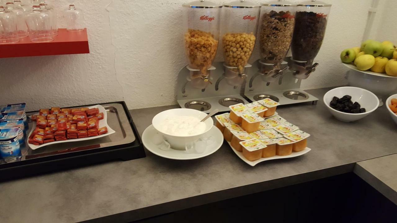Yes Hotel Awinion Zewnętrze zdjęcie