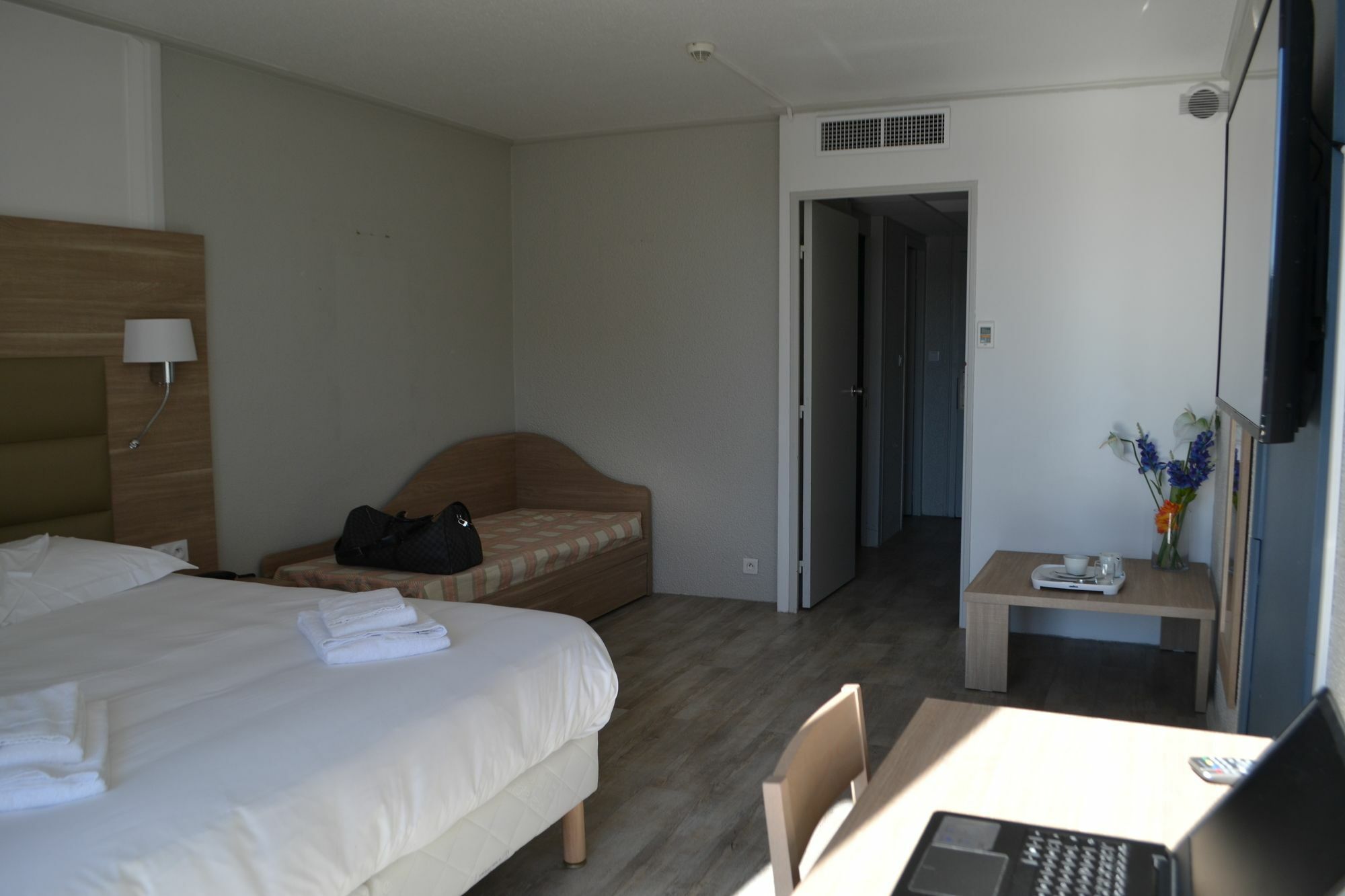 Yes Hotel Awinion Zewnętrze zdjęcie